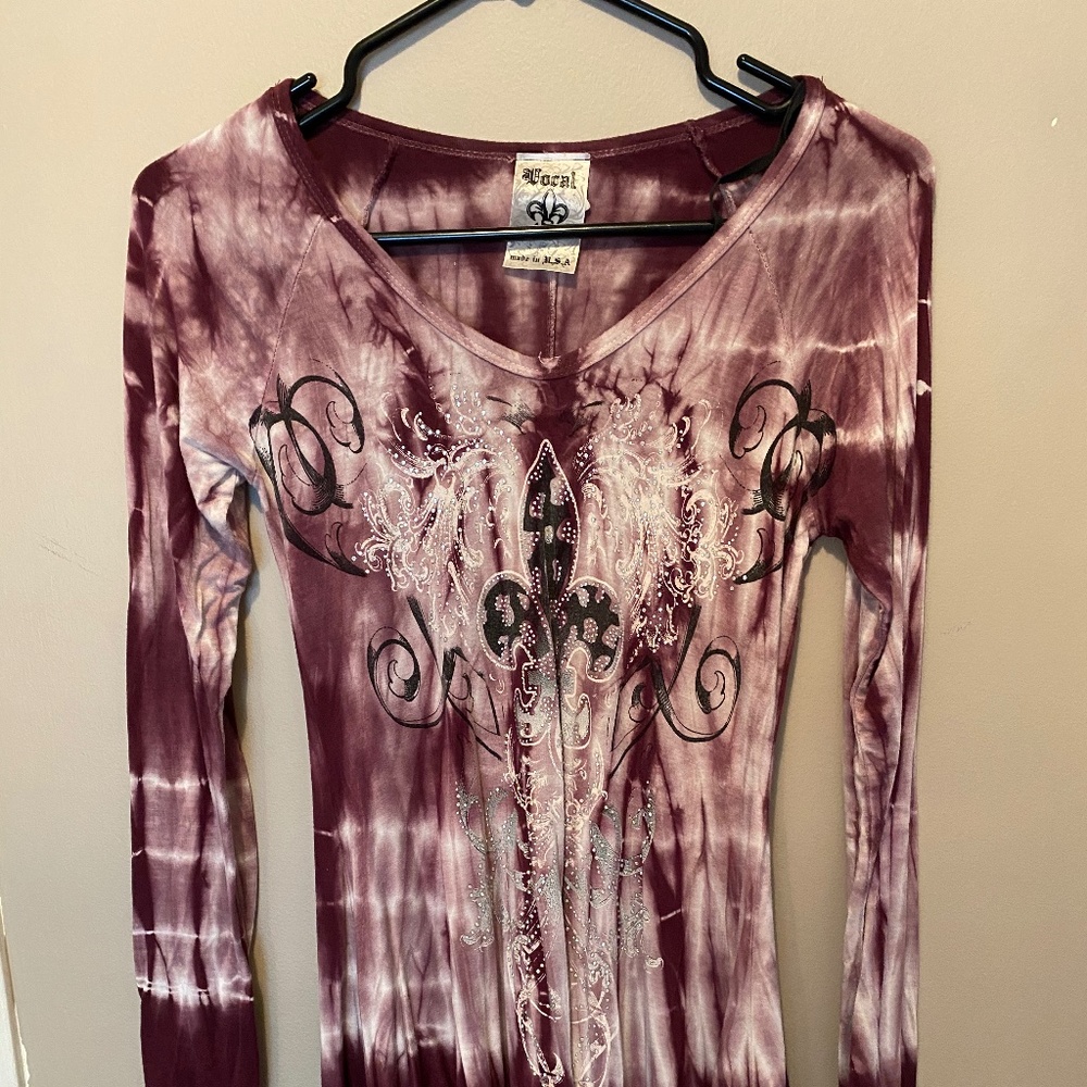 Tie died long shirt with beautiful markings